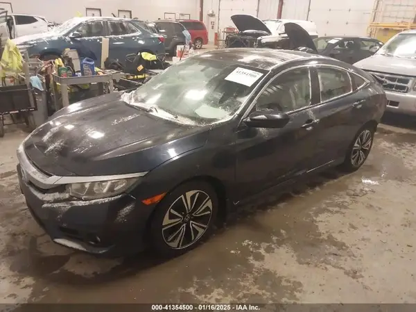19XFC1F77HE017764 2017 HONDA CIVIC - Image 2