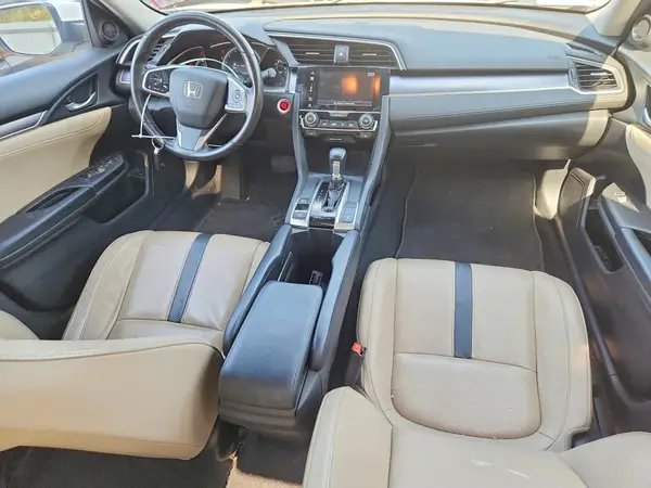 19XFC1F77HE204292 2017 HONDA CIVIC - Image 8