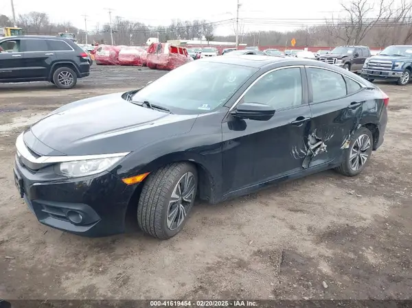 19XFC1F77HE207645 2017 HONDA CIVIC - Image 2