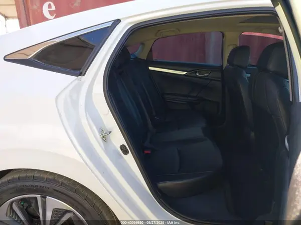 19XFC1F77HE211291 2017 HONDA CIVIC - Image 8