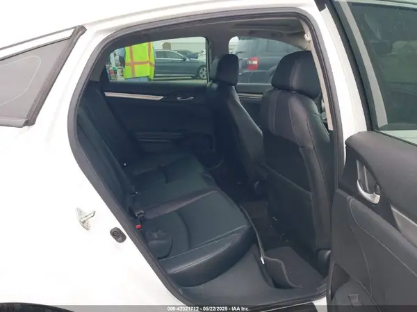 19XFC1F77KE013608 2019 HONDA CIVIC - Image 8