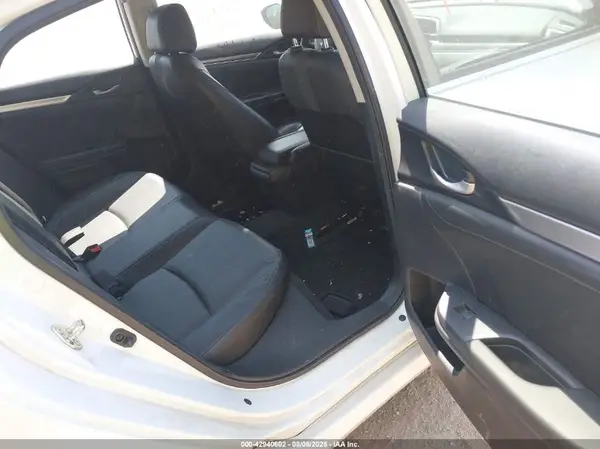 19XFC1F77KE017514 2019 HONDA CIVIC - Image 8