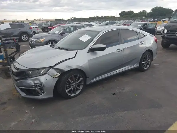19XFC1F77KE018484 2019 HONDA CIVIC - Image 2