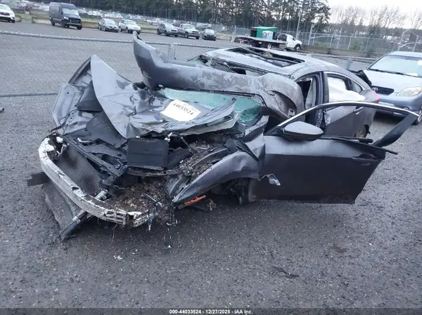19XFC1F77KE210407 2019 HONDA CIVIC - Image 2
