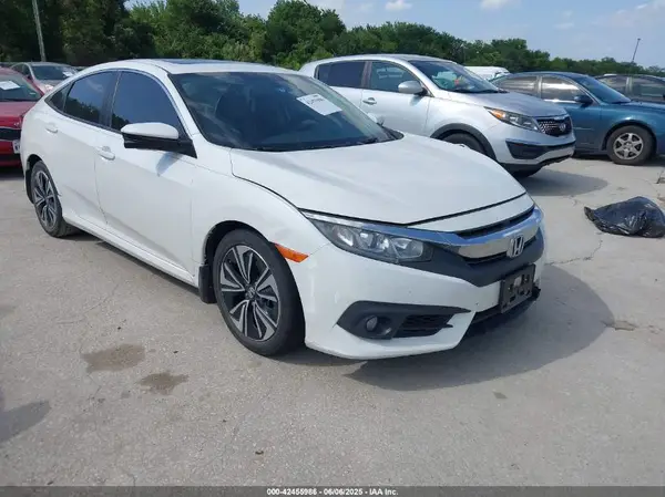 19XFC1F78HE008832 2017 HONDA CIVIC - Image 1