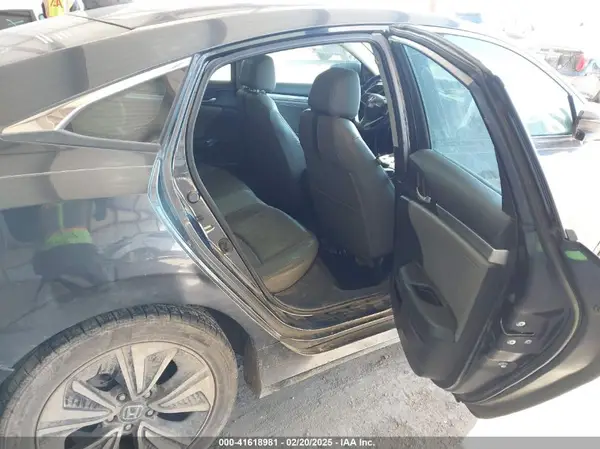 19XFC1F78HE013092 2017 HONDA CIVIC - Image 8
