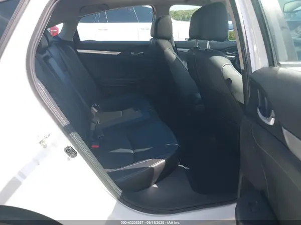 19XFC1F78HE203412 2017 HONDA CIVIC - Image 8