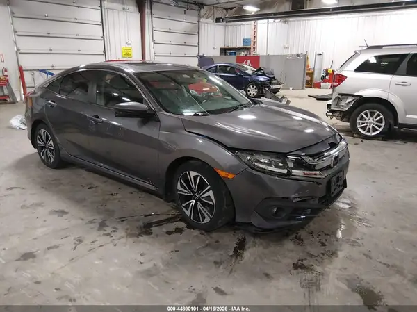 19XFC1F78JE000462 2018 HONDA CIVIC