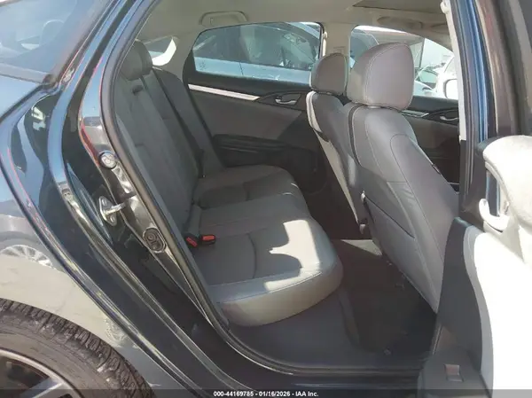 19XFC1F78KE019983 2019 HONDA CIVIC - Image 8
