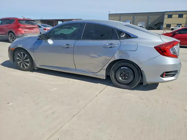 19XFC1F79GE000995 2016 HONDA CIVIC - Image 2