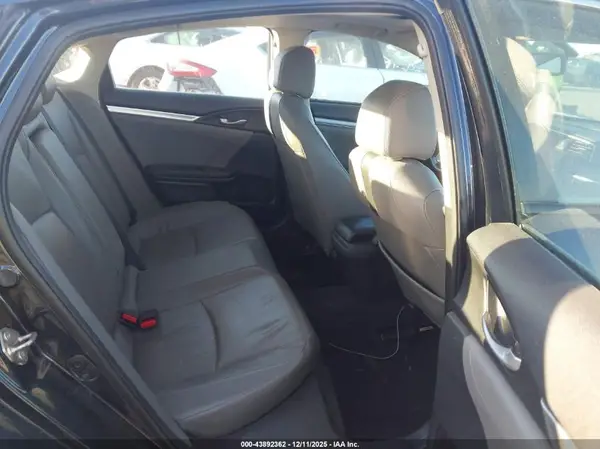 19XFC1F79GE018803 2016 HONDA CIVIC - Image 8