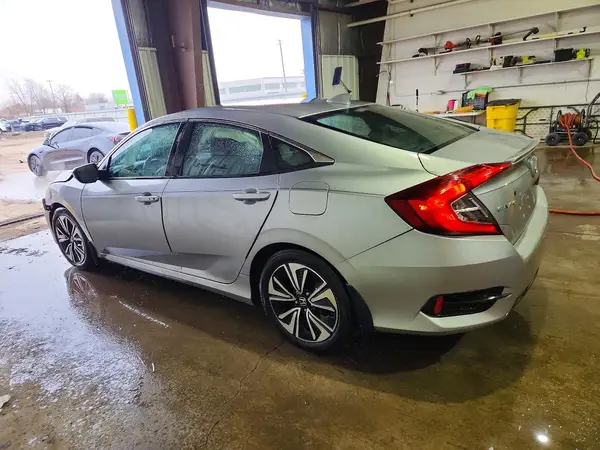 19XFC1F79HE007110 2017 HONDA CIVIC - Image 2