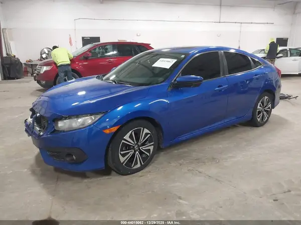 19XFC1F79HE030533 2017 HONDA CIVIC - Image 2