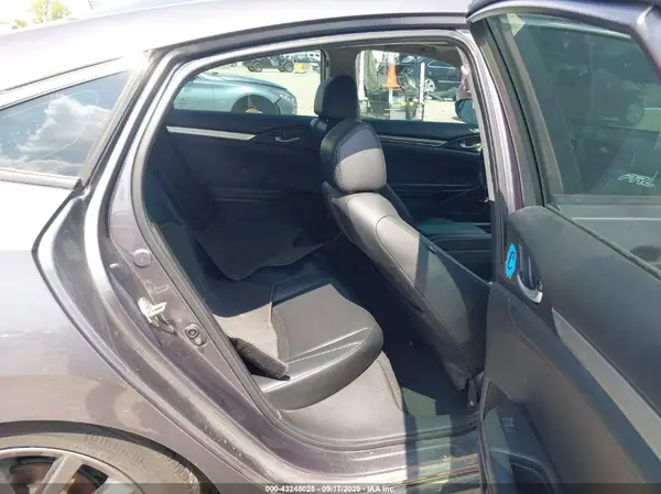 19XFC1F79KE011925 2019 HONDA CIVIC - Image 8