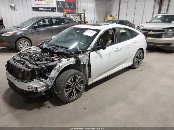 19XFC1F7XGE215379 2016 HONDA CIVIC - Image 2