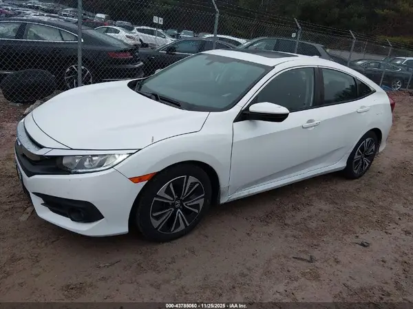 19XFC1F7XHE001025 2017 HONDA CIVIC - Image 2