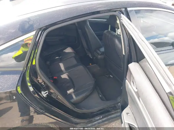 19XFC1F7XHE033506 2017 HONDA CIVIC - Image 8