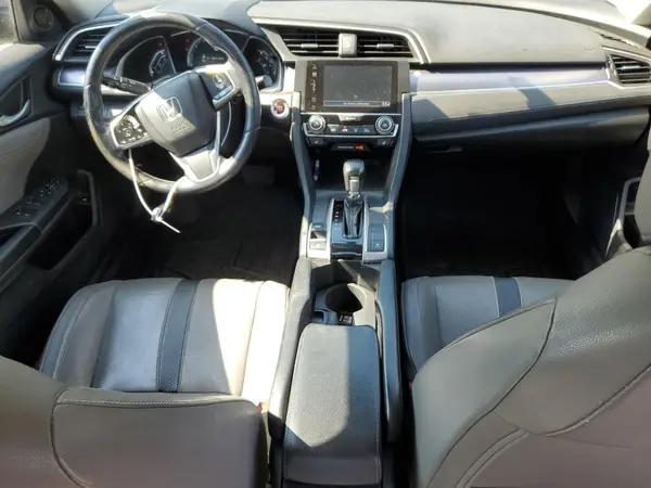 19XFC1F7XHE209566 2017 HONDA CIVIC - Image 8