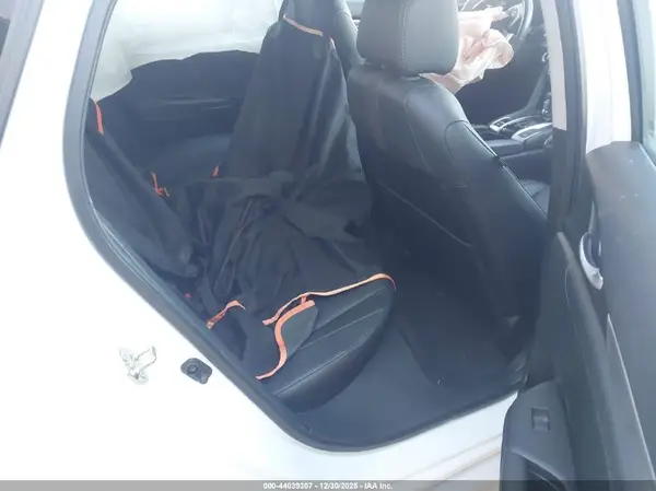 19XFC1F7XKE017555 2019 HONDA CIVIC - Image 8