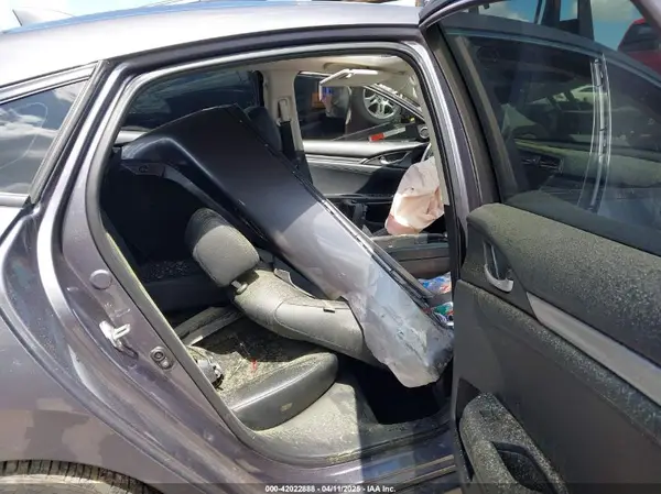 19XFC1F7XLE203677 2020 HONDA CIVIC - Image 8