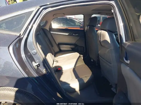 19XFC1F7XLE206983 2020 HONDA CIVIC - Image 8