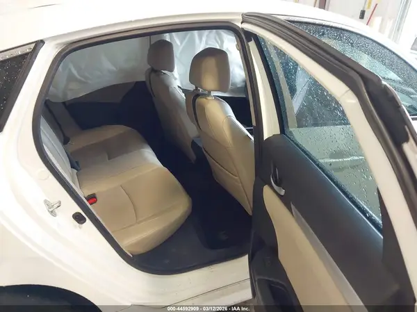19XFC1F85HE027685 2017 HONDA CIVIC - Image 8