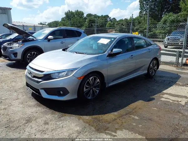 19XFC1F89HE020190 2017 HONDA CIVIC - Image 2