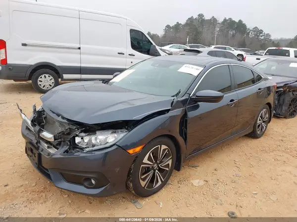 19XFC1F8XHE027262 2017 HONDA CIVIC - Image 2