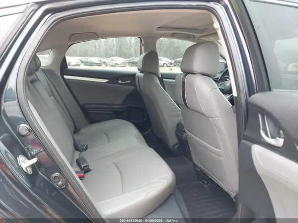 19XFC1F8XHE027262 2017 HONDA CIVIC - Image 8