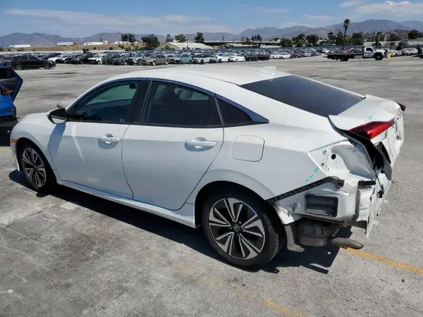 19XFC1F8XHE205719 2017 HONDA CIVIC - Image 2