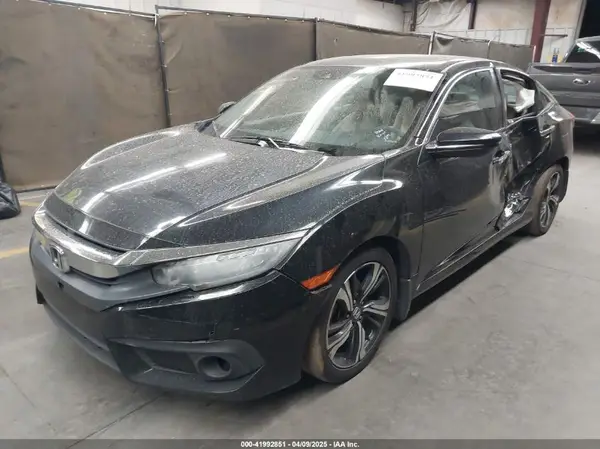 19XFC1F90GE017458 2016 HONDA CIVIC - Image 2