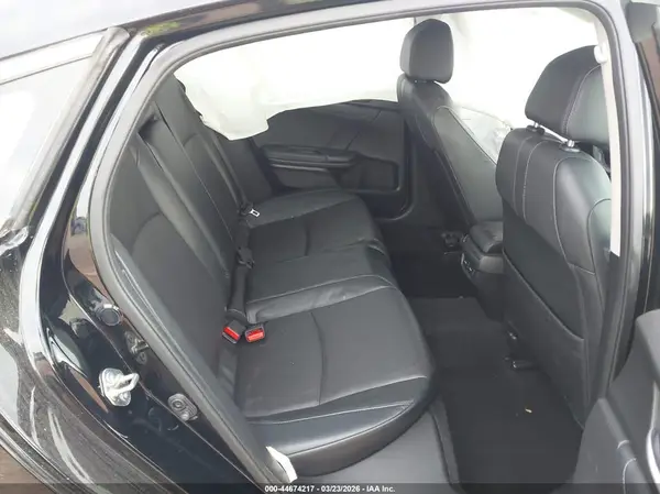 19XFC1F90HE001004 2017 HONDA CIVIC - Image 8