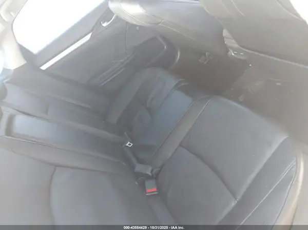 19XFC1F90HE011533 2017 HONDA CIVIC - Image 8