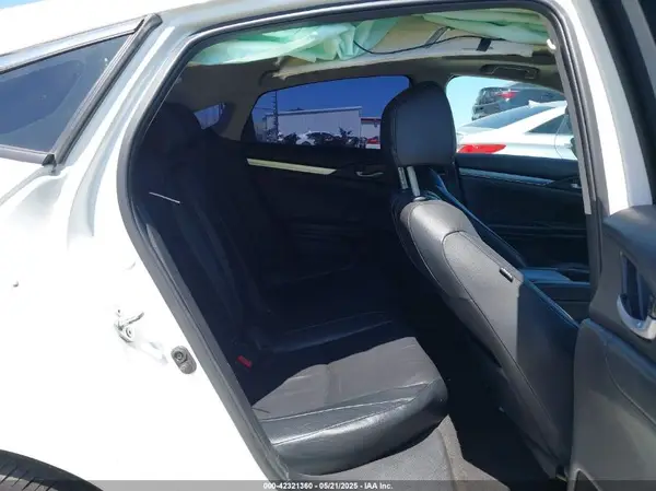 19XFC1F90HE214633 2017 HONDA CIVIC - Image 8