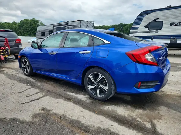 19XFC1F90JE002210 2018 HONDA CIVIC - Image 2