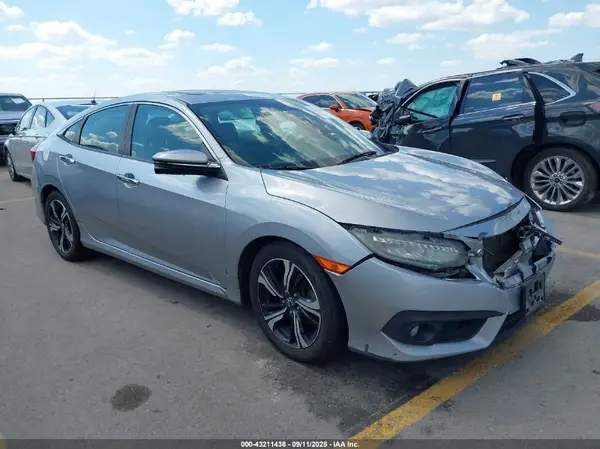 19XFC1F91HE008933 2017 HONDA CIVIC - Image 1