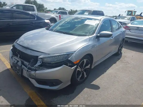 19XFC1F91HE008933 2017 HONDA CIVIC - Image 2