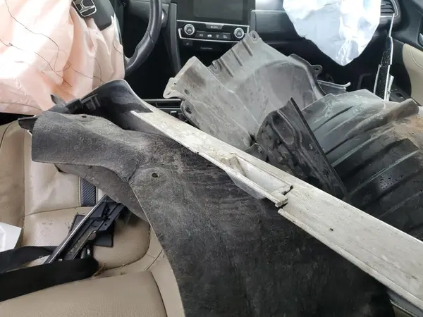 19XFC1F91JE000210 2018 HONDA CIVIC - Image 8