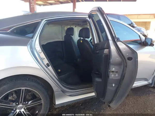 19XFC1F92GE030292 2016 HONDA CIVIC - Image 8