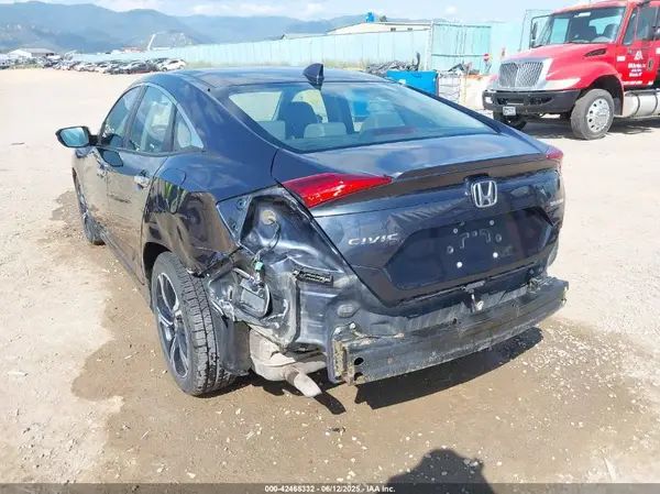 2016 HONDA CIVIC auction photo 6