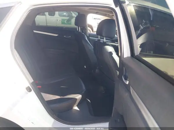 19XFC1F92GE033581 2016 HONDA CIVIC - Image 8