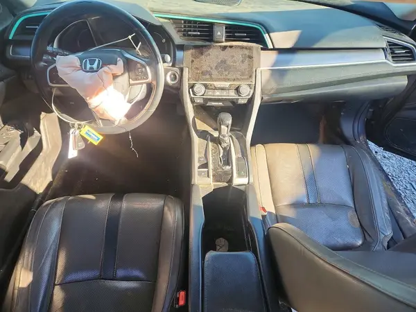 19XFC1F92GE205463 2016 HONDA CIVIC - Image 8