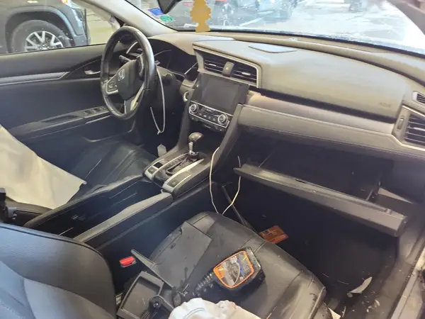 19XFC1F92HE002915 2017 HONDA CIVIC - Image 8