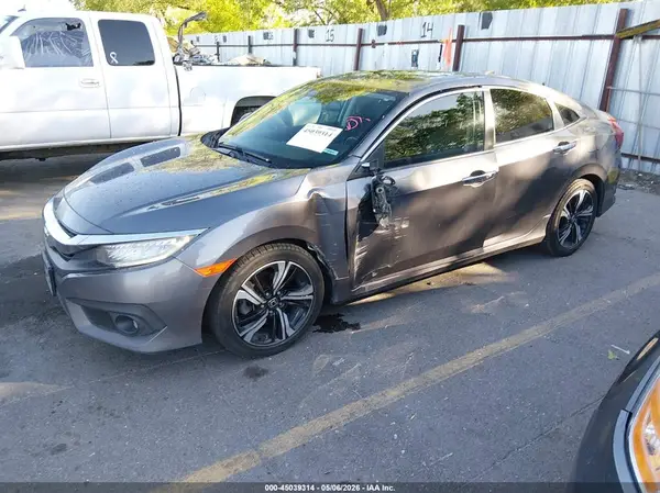 19XFC1F92HE010738 2017 HONDA CIVIC - Image 2