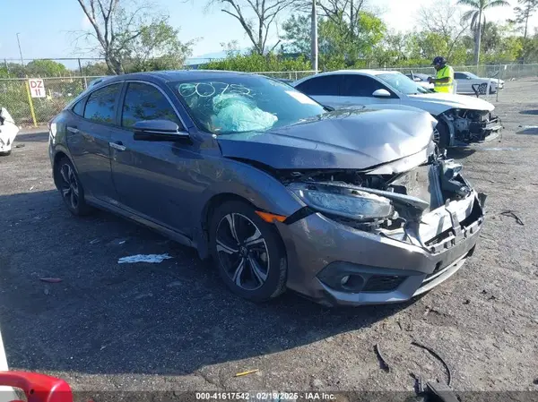 19XFC1F92HE020072 2017 HONDA CIVIC - Image 1