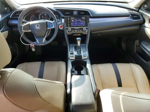 19XFC1F92JE000216 2018 HONDA CIVIC - Image 8