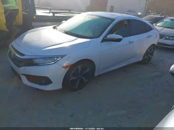 19XFC1F93GE025683 2016 HONDA CIVIC - Image 2