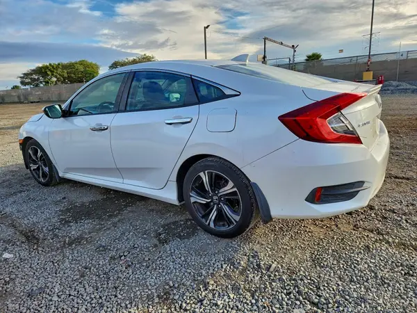 19XFC1F93GE041768 2016 HONDA CIVIC - Image 2