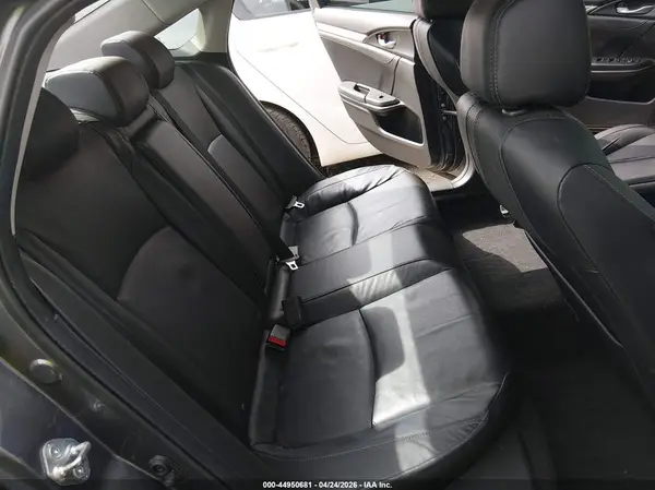 19XFC1F93HE025989 2017 HONDA CIVIC - Image 8