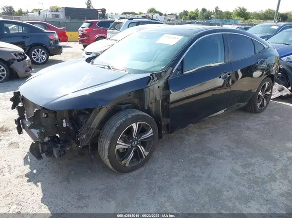 19XFC1F93HE207045 2017 HONDA CIVIC - Image 2